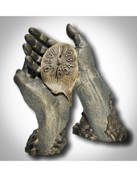 Escultura de manos El Tiempo Pasa - Anglada Esculturas