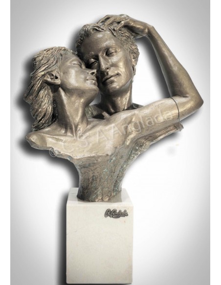 Escultura de pareja Complicidad - Anglada Esculturas