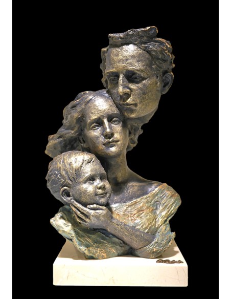 Realistic family sculpture Enthral - Anglada Sculptures
