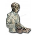 Escultura realista de profesión FARMACÉUTICO / QUÍMICO de Ángeles Anglada_perfil derecho